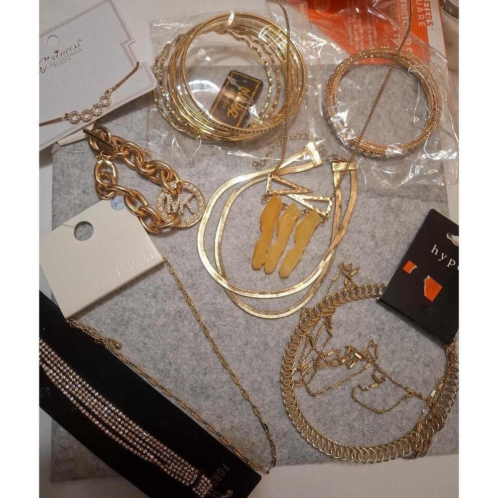 Jewelry bundle - Picture 4 of 4